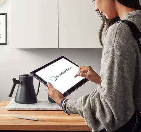 Página inicial 63 A FunctionOne tem uma metodologia própria para maximizar a adoção de novas tecnologias em empresas.